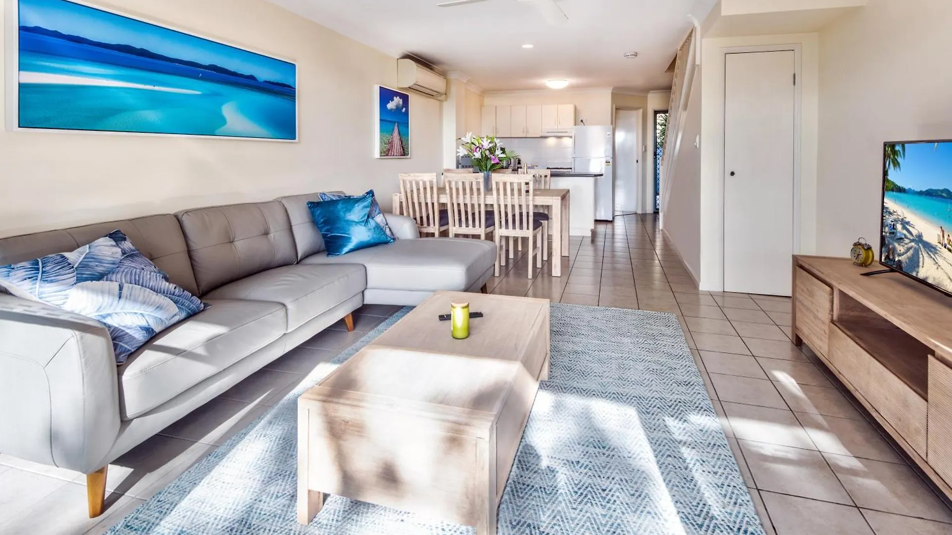 Sunset Waters Apartments 해밀턴아일랜드 0*,